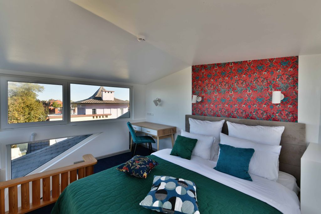 АмстерДОМ — Апартаменты гнездо для двоих с балконом