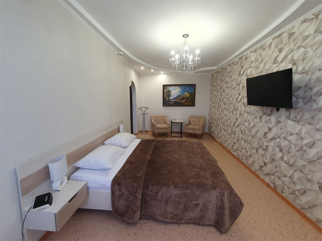 Авиастар — Двухместный номер с 1 кроватью Студия улучшенная