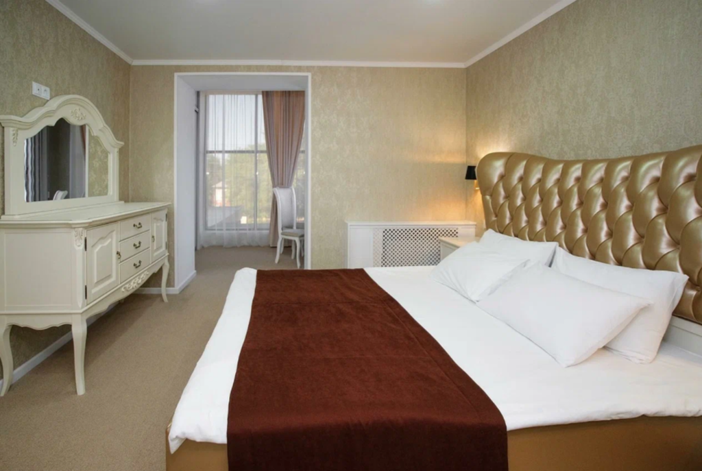 Менуа — Семейный номер люкс 6 местный