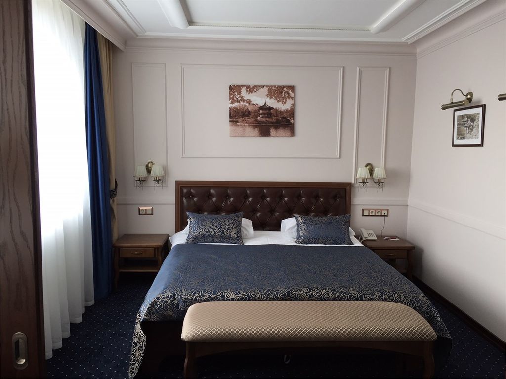 Октябрьская — Двухместный номер с 1 кроватью люкс