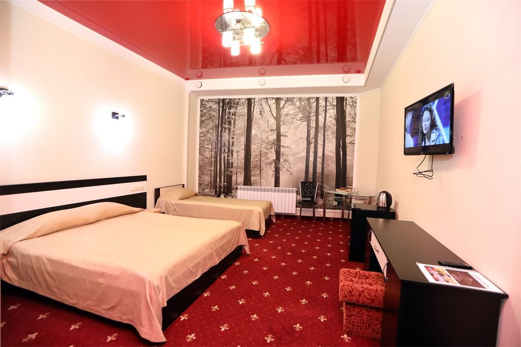 Звезда — Трёхместный номер стандарт 14