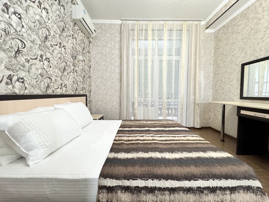 Триера — Трёхместный номер стандарт