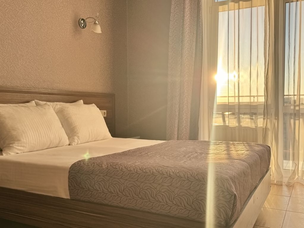 Триера — Трёхместный номер улучшенный