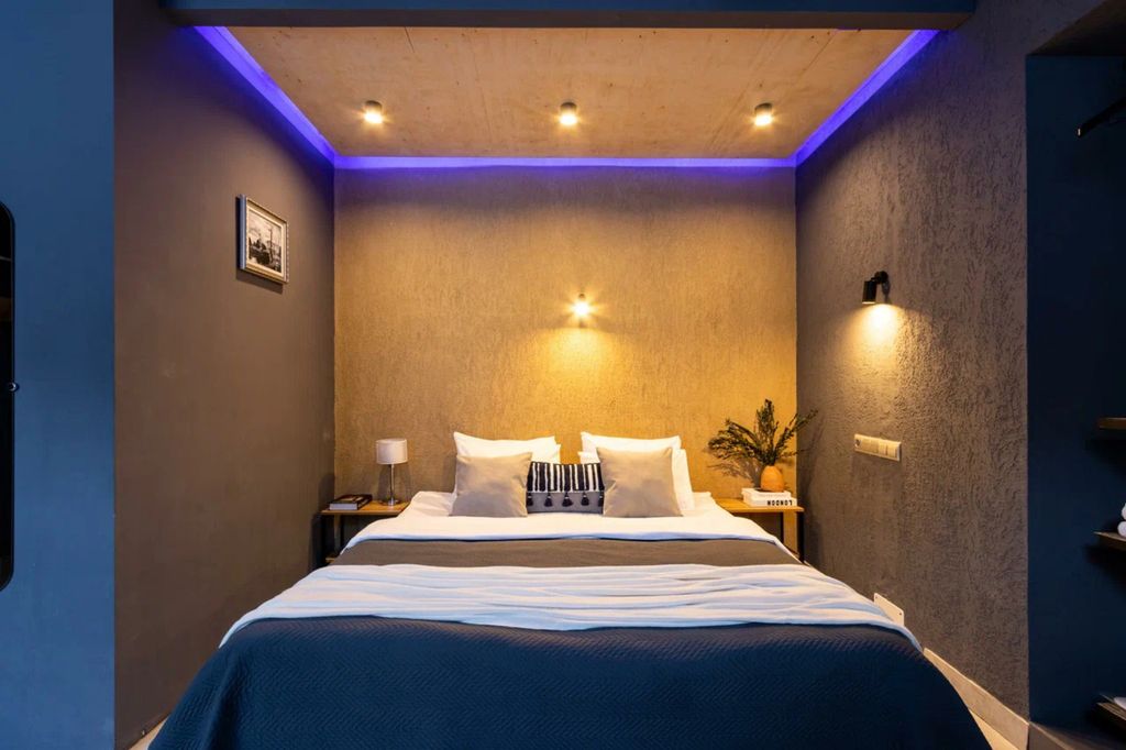 Номера на Сенной — Двухместный номер с 1 кроватью люкс