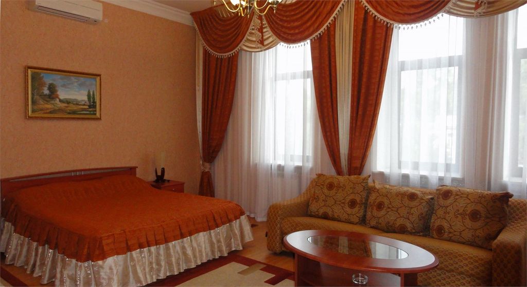 Парк-отель — Трёхместный номер Полулюкс ( DBL ,TWIN)