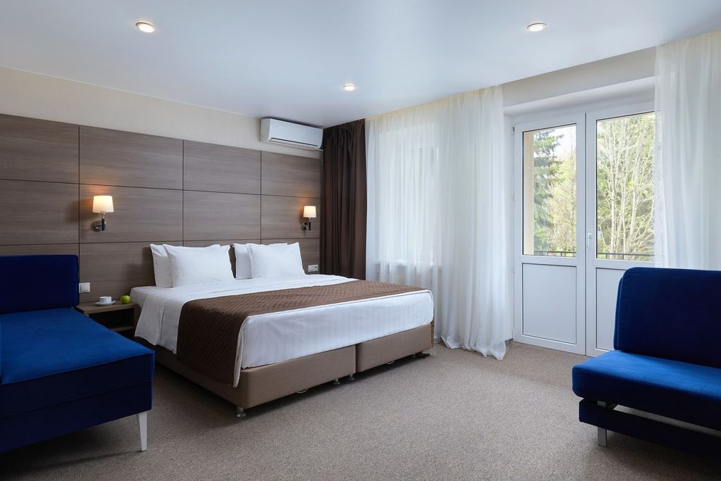 Звенигород — Двухместный номер с 1 кроватью Семейный однокомнатный (корпус 4)