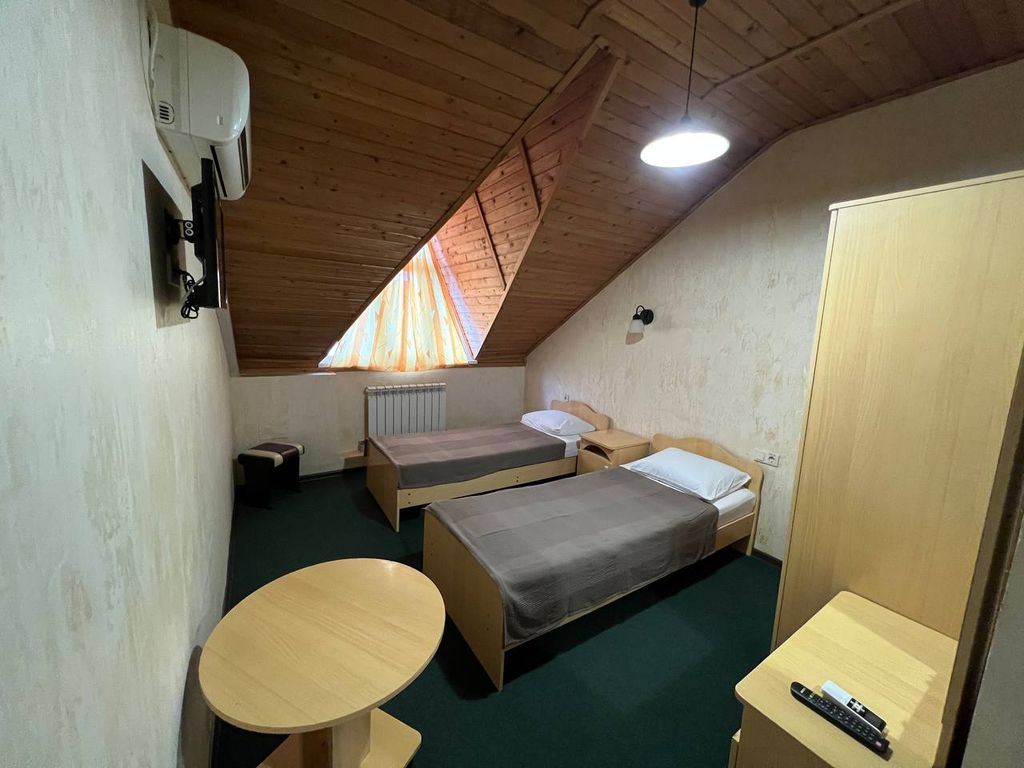 Палуба — Двухместный номер с 2 отдельными кроватями  бюджетный