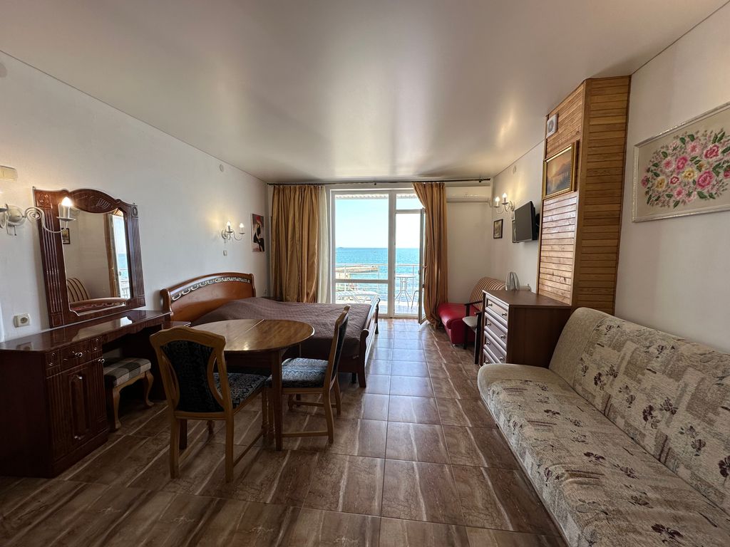 Весла — Апартаменты люкс с видом на море