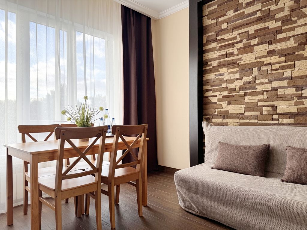 Альпийский Дом — Четырёхместный номер 2х комнатный с видом на море