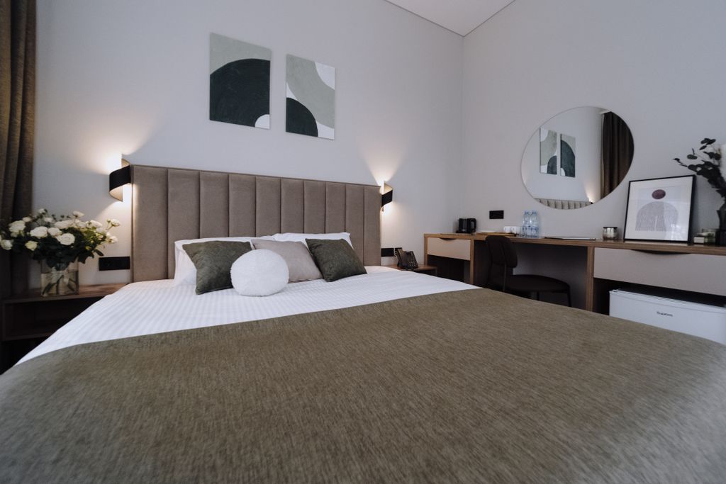 Премьер — Двухместный номер с 1 кроватью улучшенный