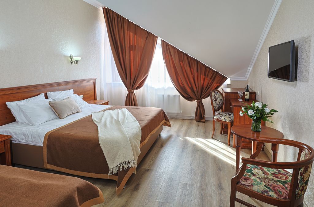 Вилла Жасмин — Трёхместный номер К2 стандарт без балкона