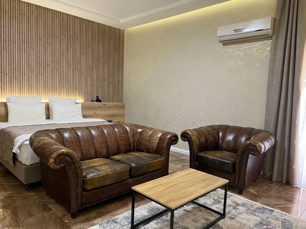 Ночной квартал — Двухместный номер с 1 кроватью ДеЛюкс с французским балконом