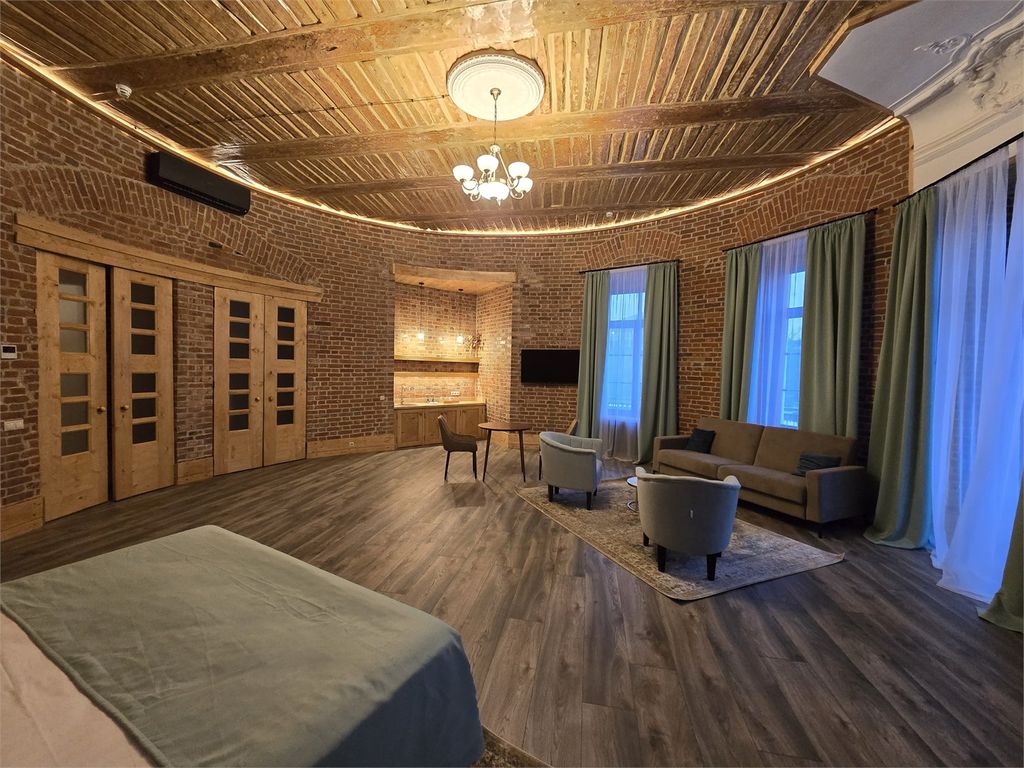 Маросейка 2/15 — Двухместный номер с 1 кроватью люкс