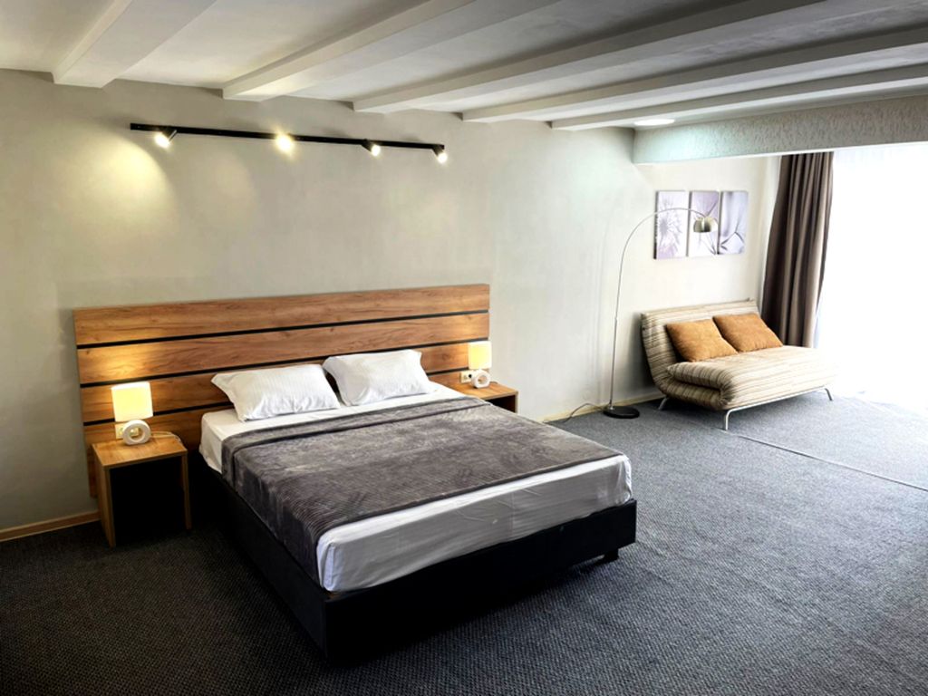 Черноморофф — Трёхместный номер стандарт