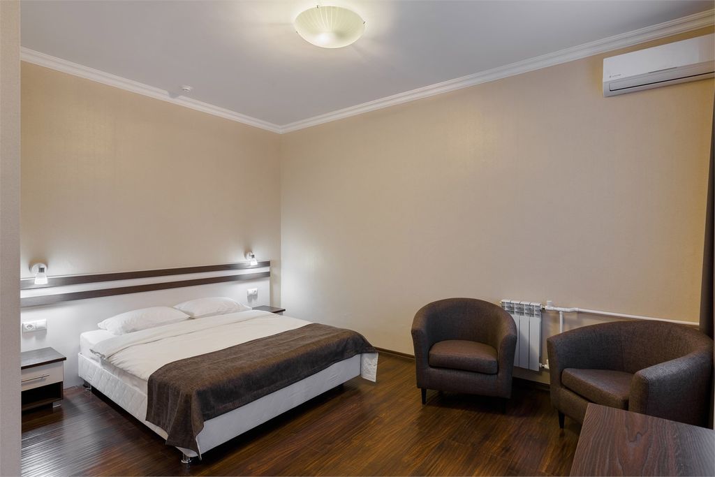 Карат — Двухместный номер с 1 кроватью Улучшенный