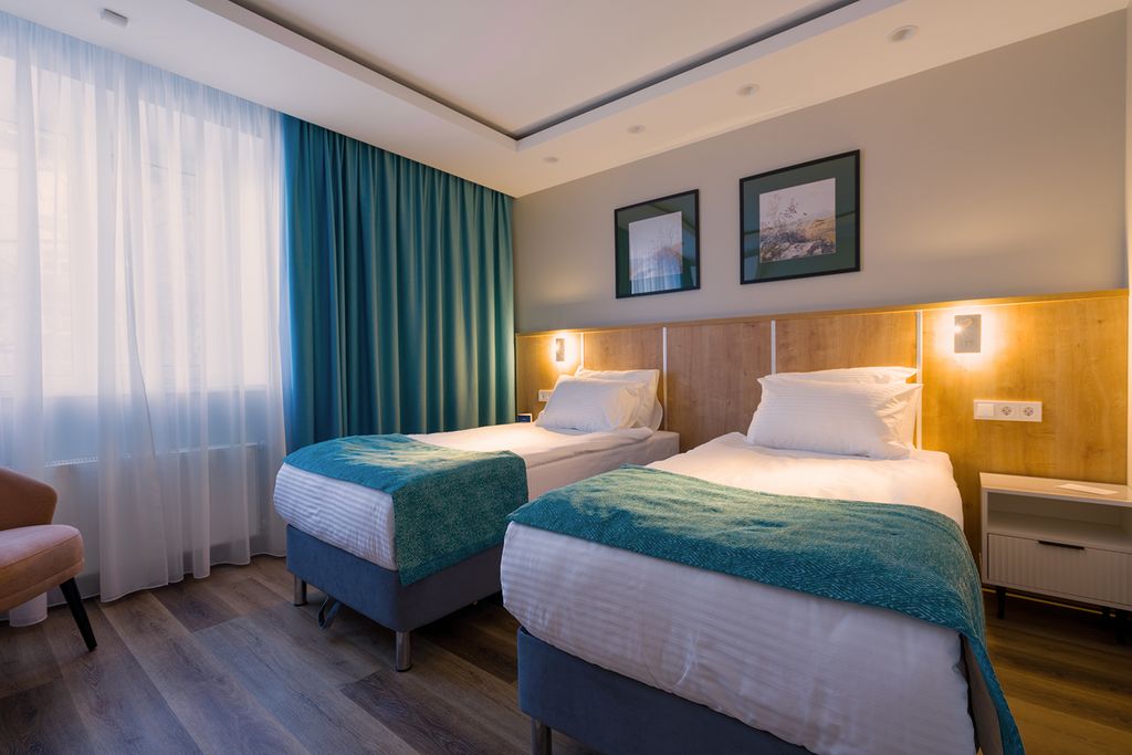 На Никонова — Семейный номер апартаменты люкс до 5 гостей