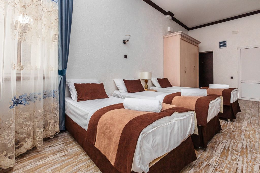 У Оксаны — Апартаменты номер 237