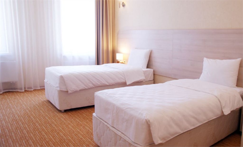 Олимп — Двухместный номер с 2 отдельными кроватями стандарт