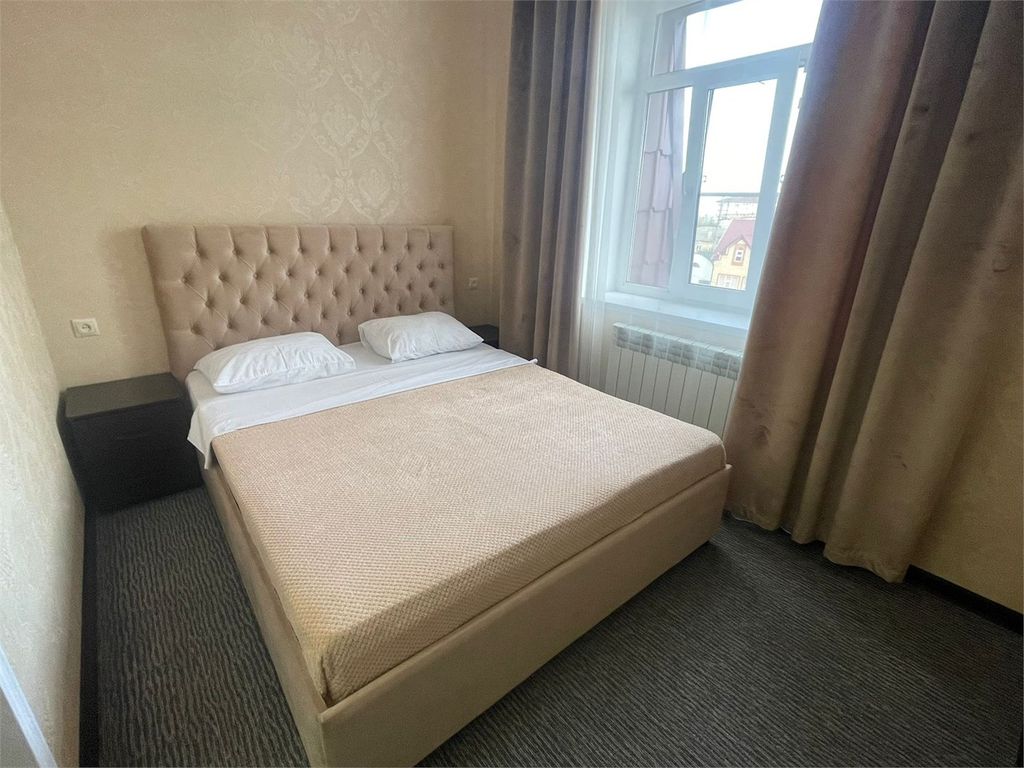 Эмир — Четырёхместный номер делюкс