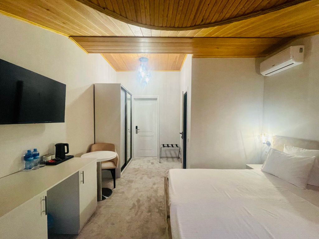 Флагман — Четырёхместный номер Делюкс