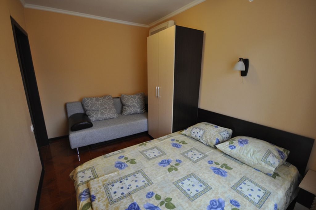 Астра — Семейный номер №5 с кухней