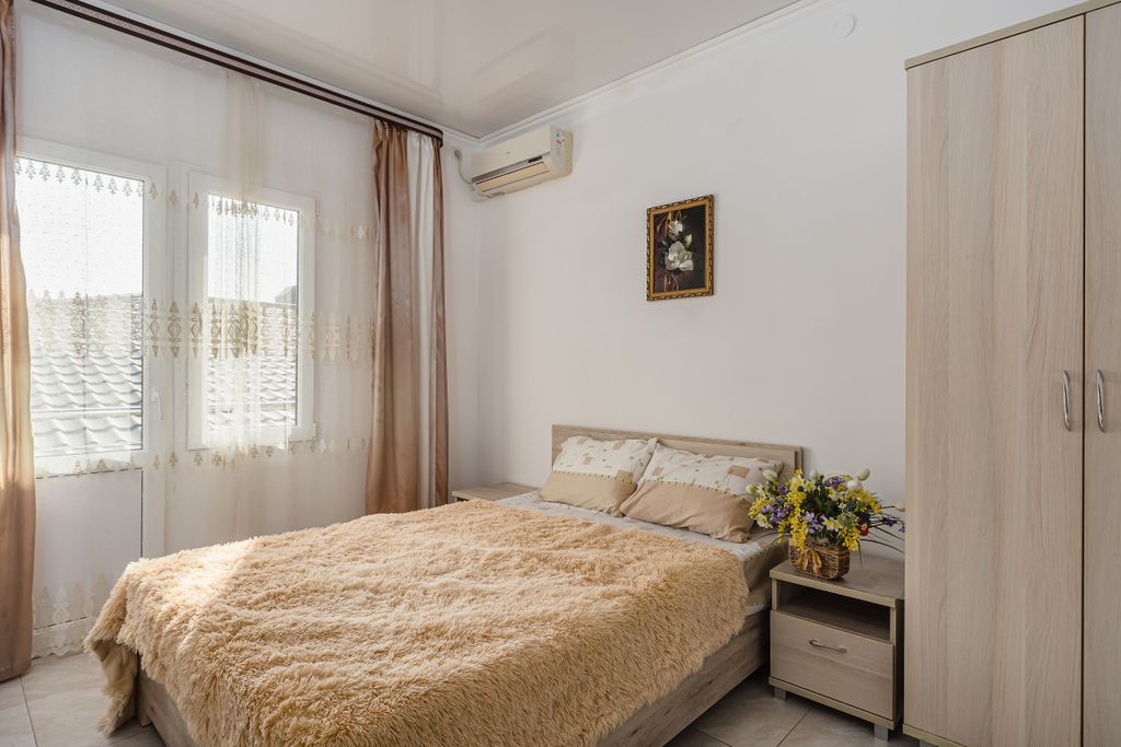 Николетта — Семейный номер Двухкомнатный улучшенный