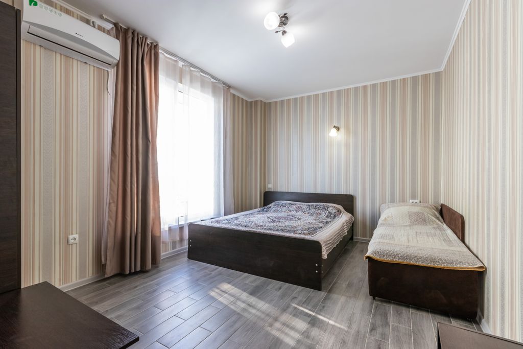 Лагуна — Семейный номер пятиместный двухкомнатный комфорт с балконом