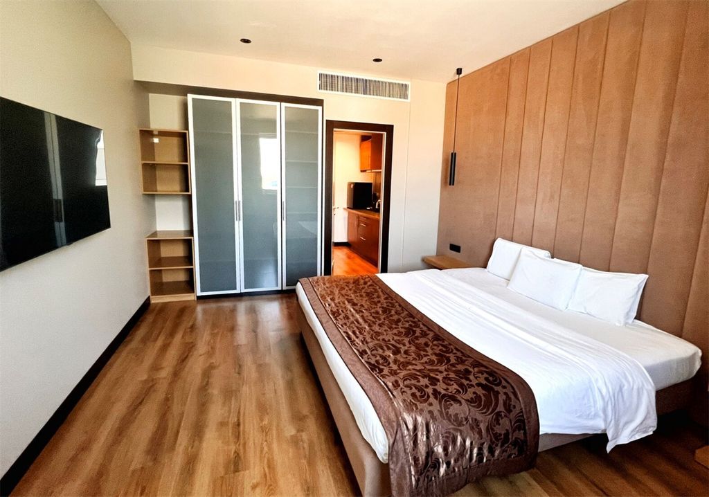 Мираж — Апартаменты с видом на Кремль