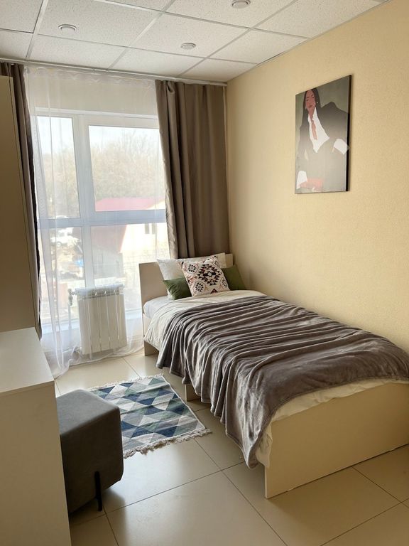 Дисней — Одноместный номер с общей душевой и туалетом