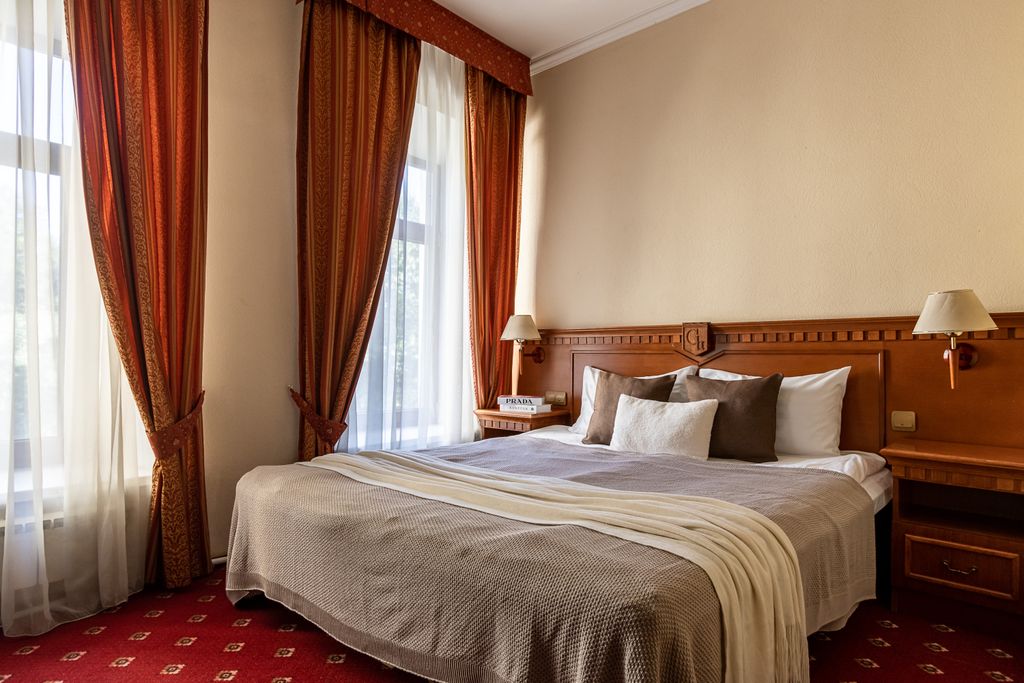 Голден отель — Двухместный номер с 1 кроватью стандарт