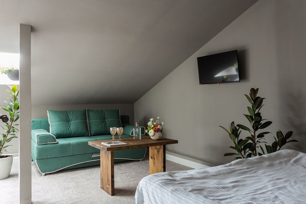 Тихонов на Ордынке — Семейный номер делюкс мансарда