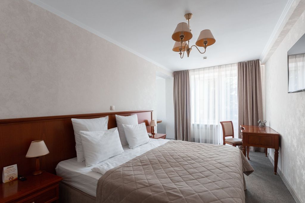 Октябрьская — Двухместный номер с 1 кроватью Люкс