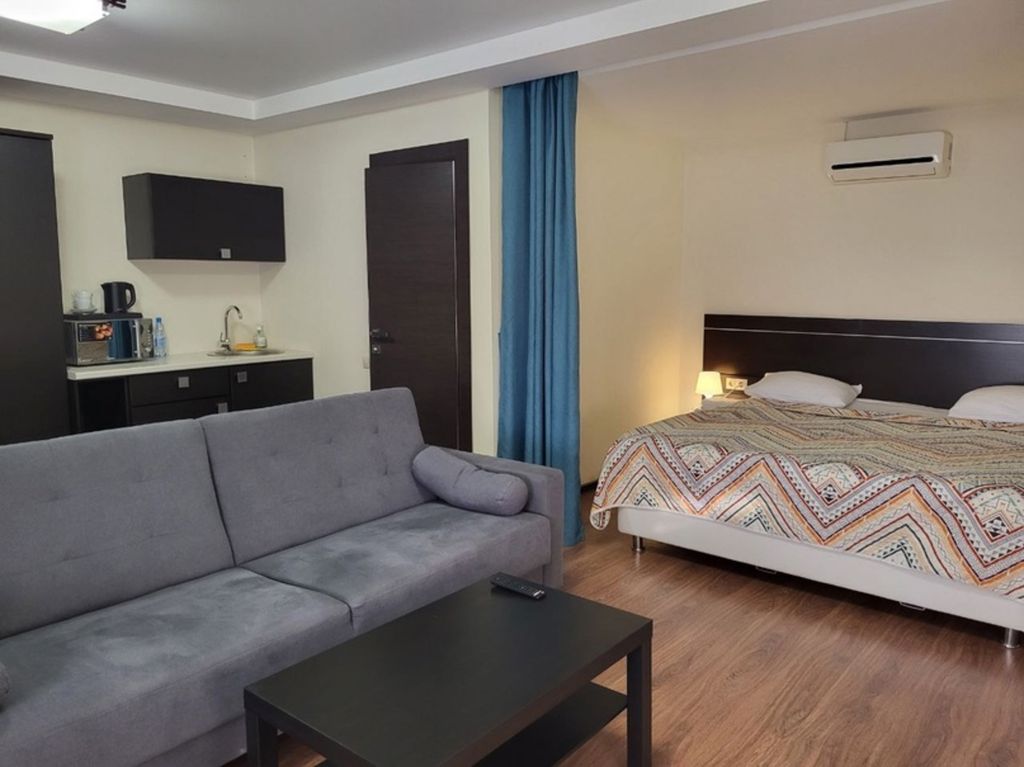 Inter — Четырёхместный номер студио