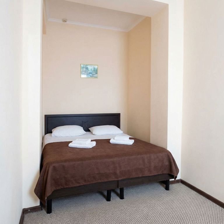 Максимус — Семейный номер двухкомнатный полулюкс