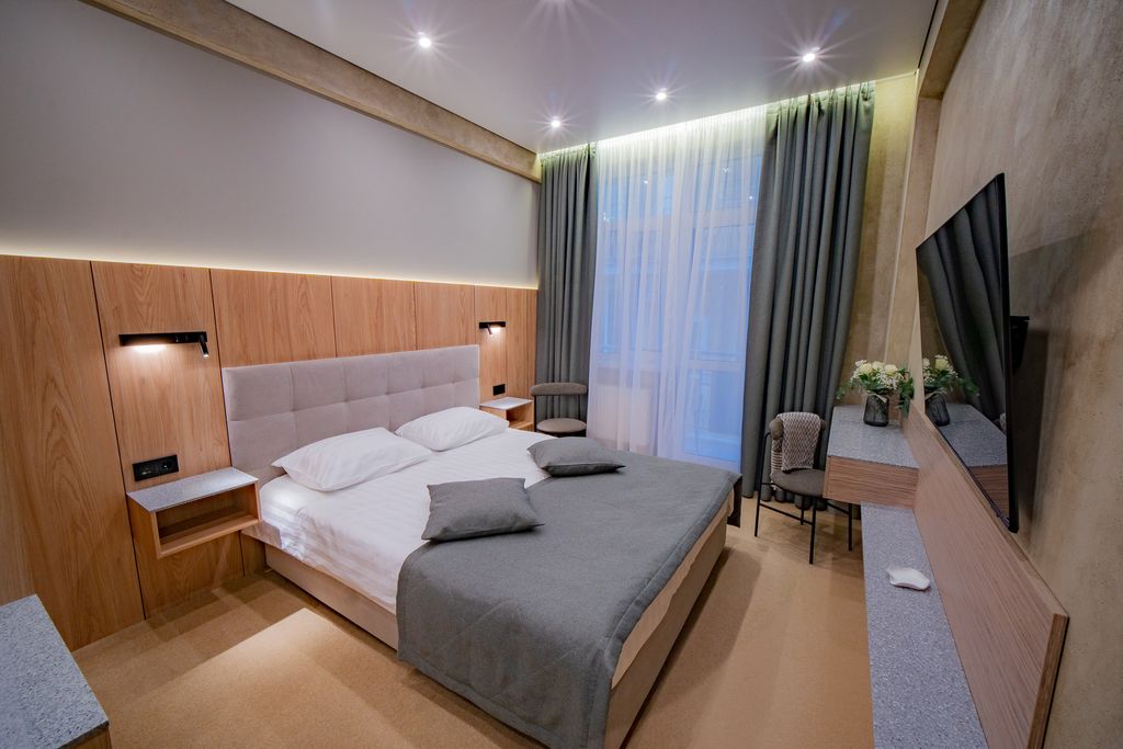 Дельфин — Двухместный номер с 1 кроватью улучшенный