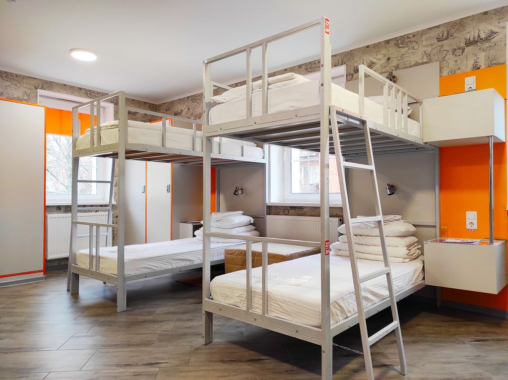 Арт — Многоместный смешанный номер нижнее место