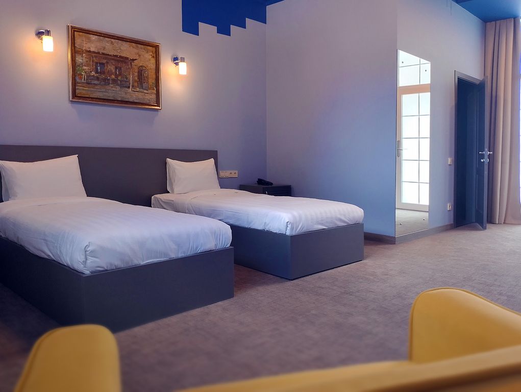 Радио отель — Двухместный номер с 2 отдельными кроватями улучшенный