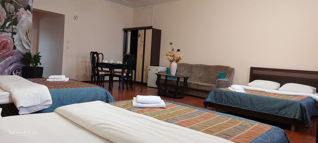 Чехов — Семейный номер улучшенный раздельные кровати