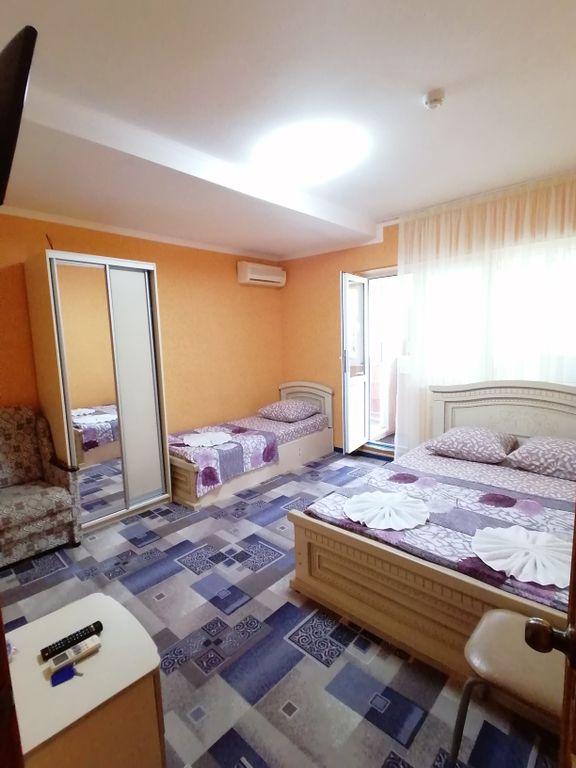 Анастасия — Четырёхместный номер четырехместный номер 11