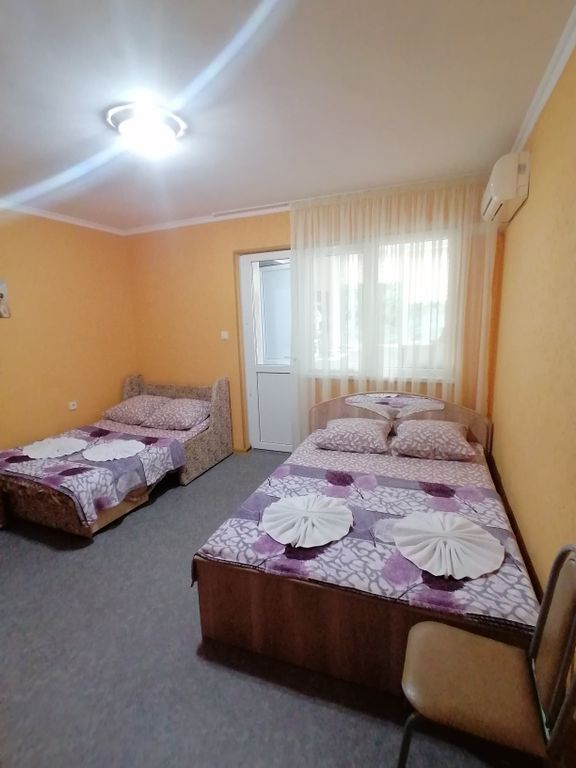 Анастасия — Четырёхместный номер 10