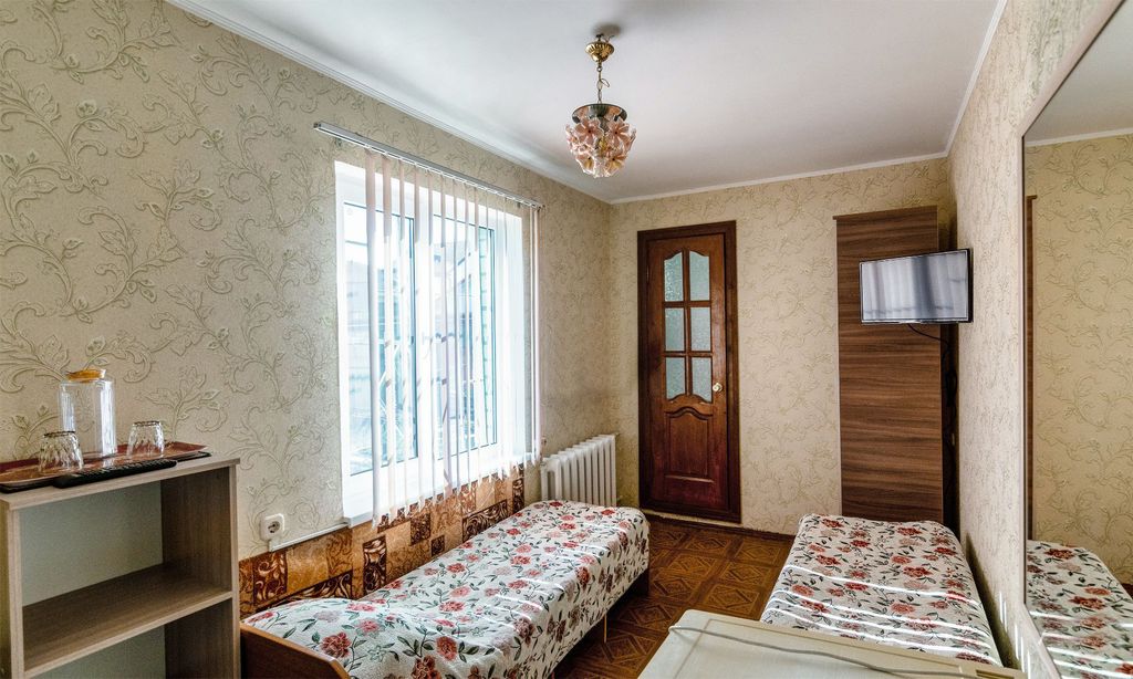 Людива — Двухместный номер с 2 отдельными кроватями Стандартный Двухместный номер с дополнительным местом