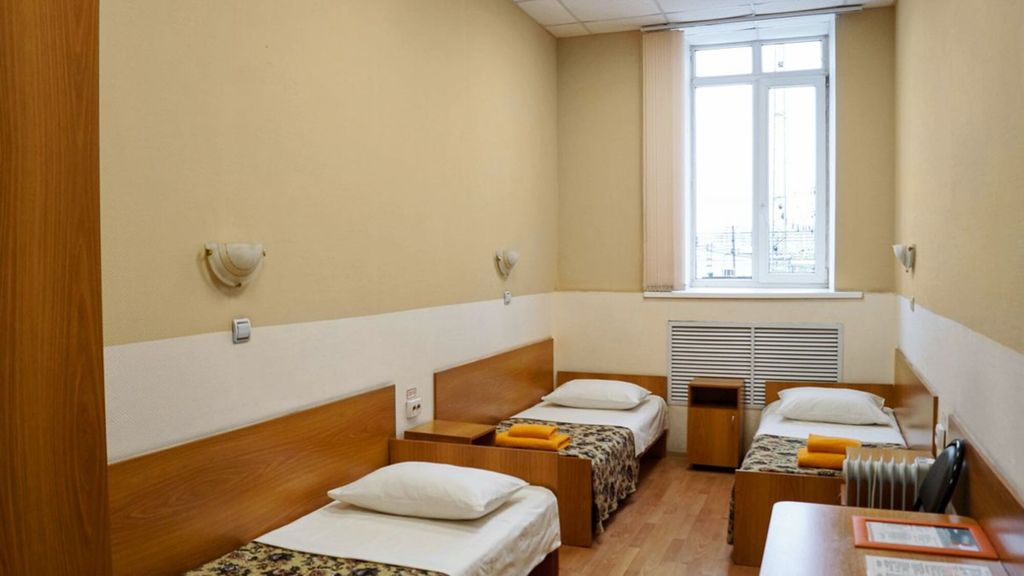 SMART HOTEL Вологда — Трёхместный номер Эконом без сан узла