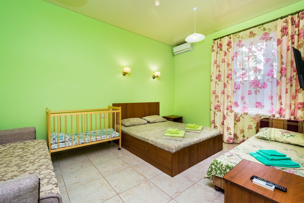 Георич — Семейный номер Комфорт с кухней