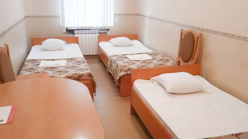 Smart Hotel Киров — Трёхместный номер Эконом (без с/у)