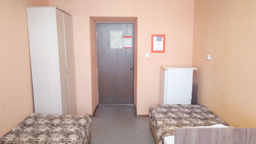 Smart Hotel Пенза — Четырёхместный номер эконом без санузла