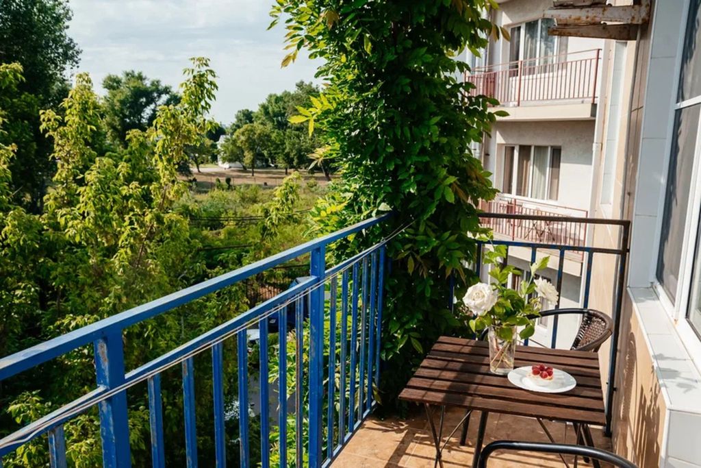 Приобье — Четырёхместный номер двухкомнатный с кухней