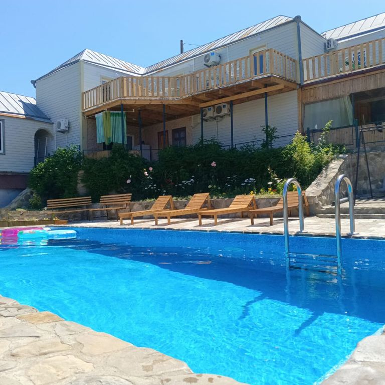 Персик — Дом Дом