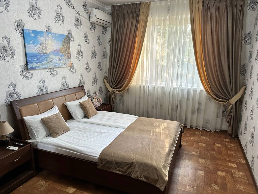 Парус — Апартаменты люкс