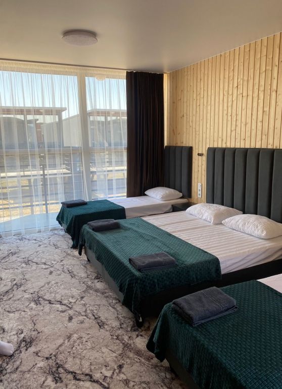 Грис — Четырёхместный номер четырехместный номер с балконом