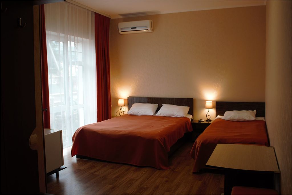 Гермес — Трёхместный номер Трехместный номер без балкона